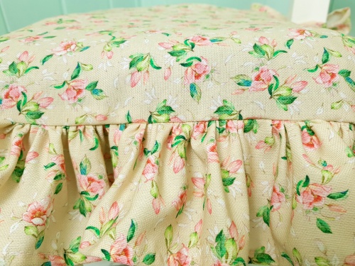  ZAKOSTYL POSZEWKA  NA KRZESŁO VINTAGE SHABBY KWIATY