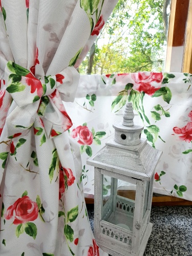 ZAKOSTYL ZASŁONY + ZAZDROSTKA CZEROWNE RÓŻE