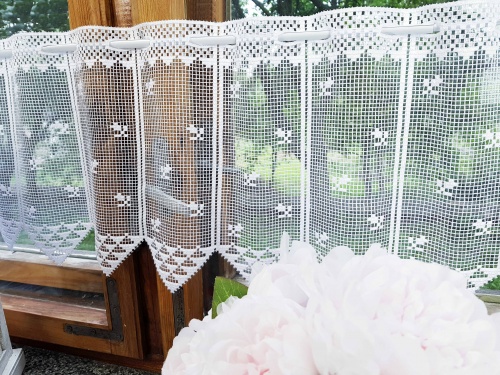 LAMBREKIN/ZAZDROSTKA KORONKA  344240  (cena za 0,50mb)