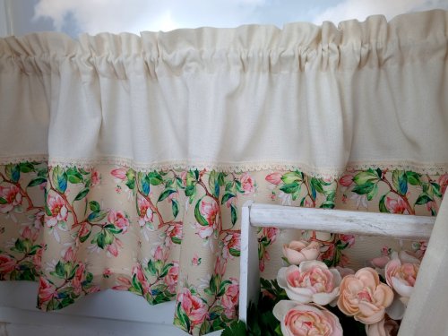 ZAKOSTYL ZASŁONY + ZAZDROSTKA JABŁONIE ECRU SHABBY