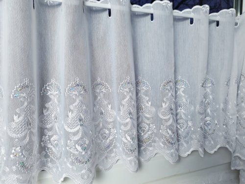 ZAZDROSTKA ETAMINA HAFTY I CEKINY NA BIELI  (cena za 0,50mb)