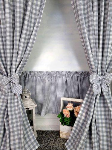 Zakostyl zasłony + zazdrostka kratka obustronna2