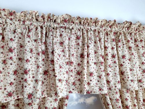 ZAKOSTYL KOMPLET KREM MAŁE RÓŻE PROWANSJA