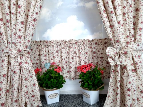 ZAKOSTYL ZASŁONY + ZAZDROSTKA KREM MAŁE RÓŻE