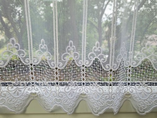 ZAZDROSTKA MARKIZETA HAFT GIPIURA  (cena za 0,50mb)