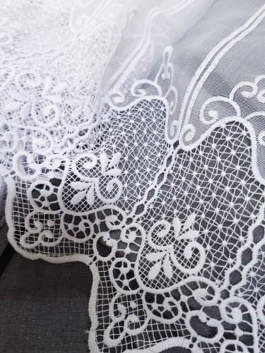 ZAZDROSTKA MARKIZETA HAFT GIPIURA  (cena za 0,50mb)