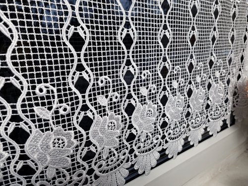 ZAZDROSTKA GIPIURA HAFT KLASYK RÓŻE  (cena za 0,50mb)