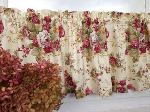 ZAKOSTYL ZAZDROSTKA ANGIELSKIE RÓŻE 