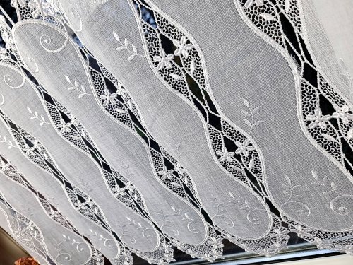 ZAZDROSTKA NATURAL HAFT RÓŻE  (cena za 0,50mb)