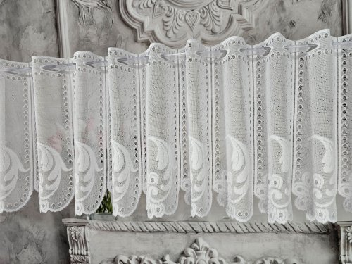 ZAZDROSTKA HAFTY ŻAKARD ADEL  (cena za 0,50mb)