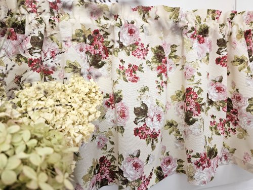 ZAKOSTYL ZAZDROSTKA ROSES