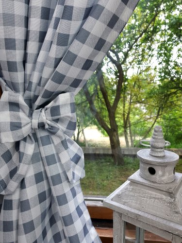 ZASŁONA 1SZT. SZARA KRATKA   SZER.140cm