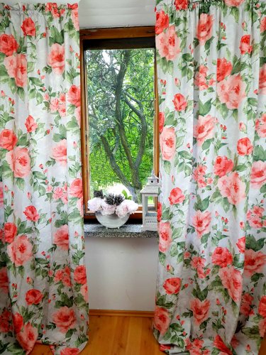 ZASŁONA RÓŻE NA SZARO MIĘTOWYM TLE SZER.140cm