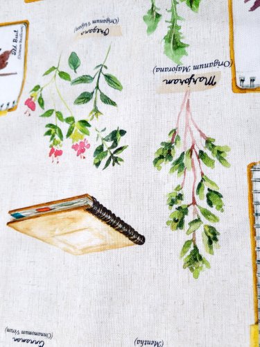 ZASŁONA ZIOŁA NA BEŻU SZER.130CM