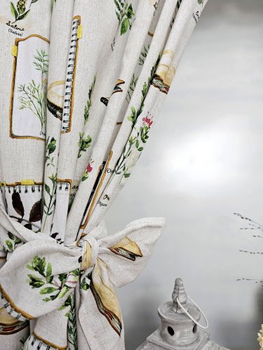 ZASŁONA ZIOŁA NA BEŻU SZER.130CM