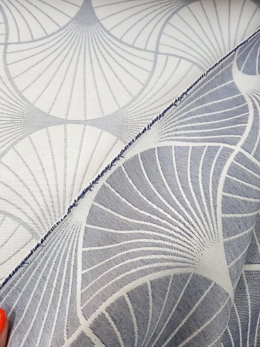 TKANINA EKSKLUZYWNA SREBRNA GRUBY ŻAKARD GEOMETRIC 1mb