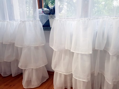 FIRANA 4 FALBANY BATYST 1SZT.  DO 250CM