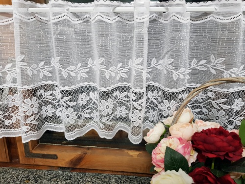 ZAZDROSTKA KWIATY VINTAGE  (cena za 0,50mb)