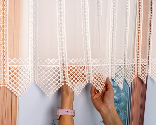 ZAZDROSTKA ETAMINA APLIKACJA ECRU  40/65/90/120CM  (cena za 0,50mb)