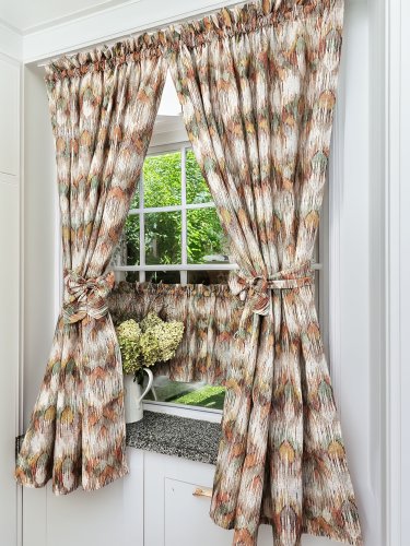 ZAKOSTYL ZASŁONY + ZAZDROSTKA PRL