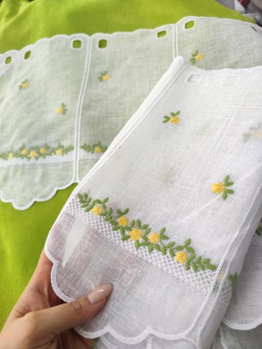 Zazdrostka panel haft żółte kwiatuszki 35cm/60cm  (cena za 0,50mb)