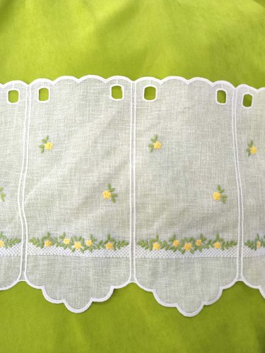 ZAZDROSTKA PANEL HAFT ŻÓŁTE KWIATUSZKI 35CM/60CM  (cena za 0,50mb)