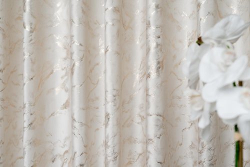 Zasłona velvet jasny beż glamour połysk lumina