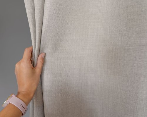 ZASŁONA O STRUKTURZE LNU ZACIEMNIAJĄCA SZARY KREM