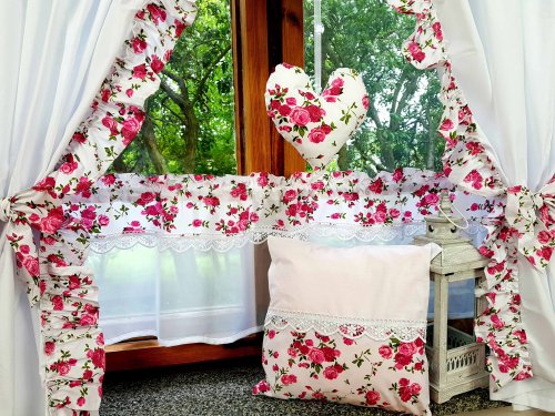 ZESTAW ZASŁON+ZAZDROSTKA SHABBY CHIC FALBANKA