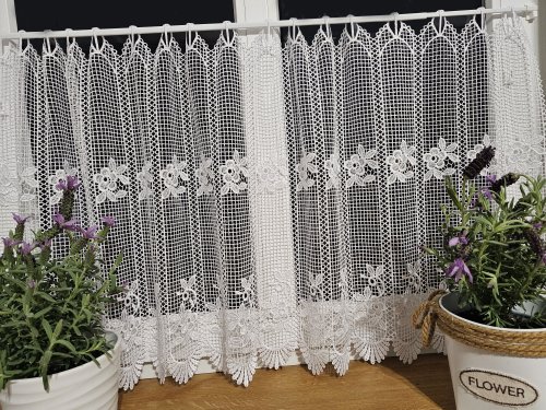 ZAZDROSTKA GIPIURA BETTI BIEL  134cm/60cm ostania sztuka