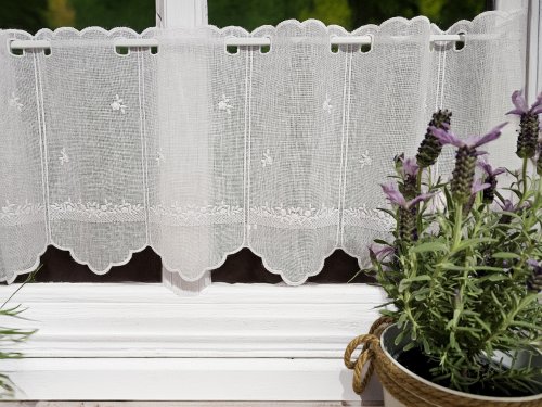 ZAZDROSTKA PANEL HAFT BIAŁE KWIATUSZKI 35CM/60CM  (cena za 0,50mb)