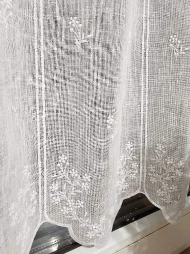 ZAZDROSTKA PANEL HAFT BIAŁE KWIATUSZKI2 40CM/60CM  (cena za 0,50mb)