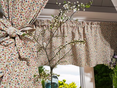 ZAKOSTYL ZASŁONY + ZAZDROSTKA  KOLOROWE KWIATUSZKI