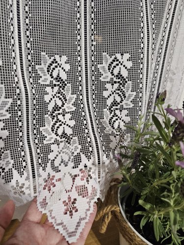 ZAZDROSTKA ŻAKARD PANEL KWIATUSZKI 40cm (cena za 0,50mb)