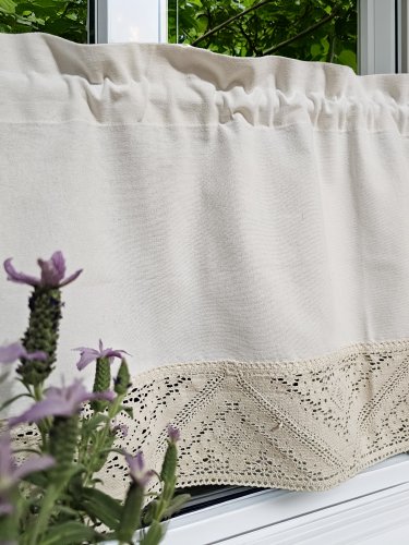 ZAKOSTYL ZAZDROSTKA KREM KORONKA ECRU 