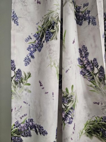 ZASŁONA LAWENDA BUKIETY  WODOODPORNA SZER.150cm