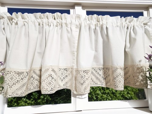 ZESTAW LAMBREKIN + ZAZDROSTKA BEŻ KOLOROWE KWIATUSZKI