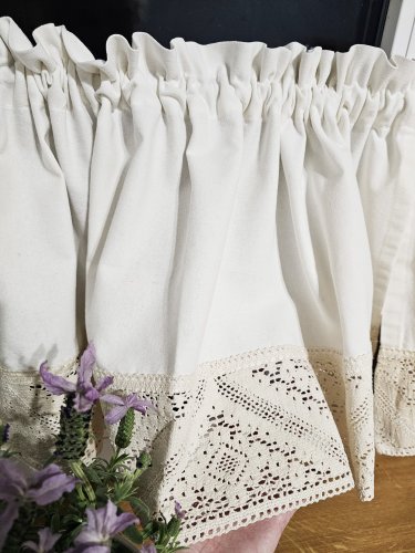 ZESTAW LAMBREKIN + ZAZDROSTKA BEŻ KOLOROWE KWIATUSZKI