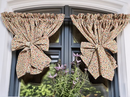 Zakostyl zazdrostka kolorowe kwiatuszki plus kokarda