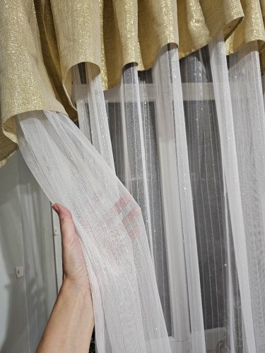 FIRANA FANTAZYJNA TŁO BIEL ZŁOTO OŁ. 300CM