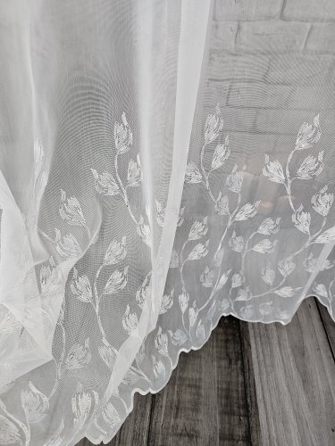 FIRANA GOTOWA MARKIZETA HAFTOWANA LISTKI 380cm szer./250cm wys.