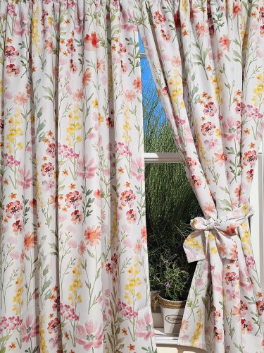 ZASŁONA WIOSNA KWIATY  WODOODPORNA SZER.150cm