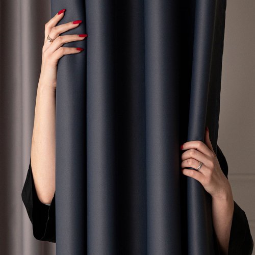 ZASŁONA BLACKOUT ZACIEMNIAJĄCA140CM/250CM PRZELOTKA (KOLOR 205) CIEMNY SZARY