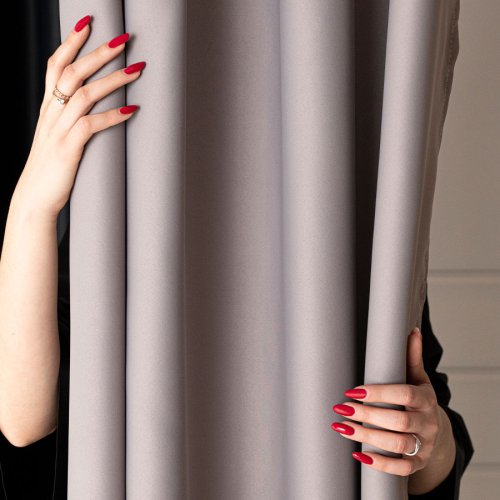 ZASŁONA BLACKOUT ZACIEMNIAJĄCA140CM/250CM PRZELOTKA (KOLOR 206) SZARY