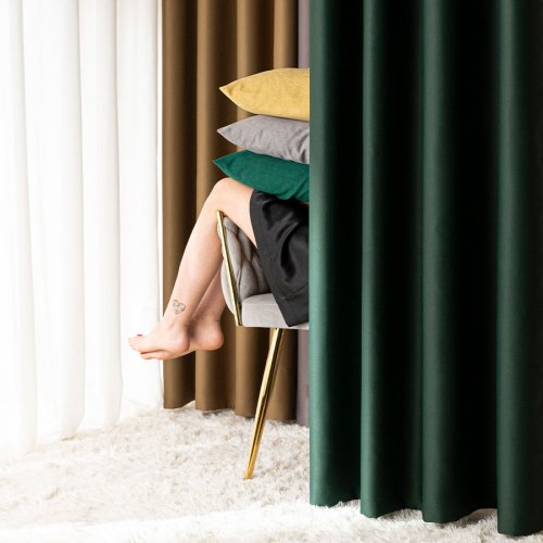 ZASŁONA BLACKOUT ZACIEMNIAJĄCA140CM/250CM PRZELOTKA (KOLOR 223) BUTELKOWA ZIELEŃ