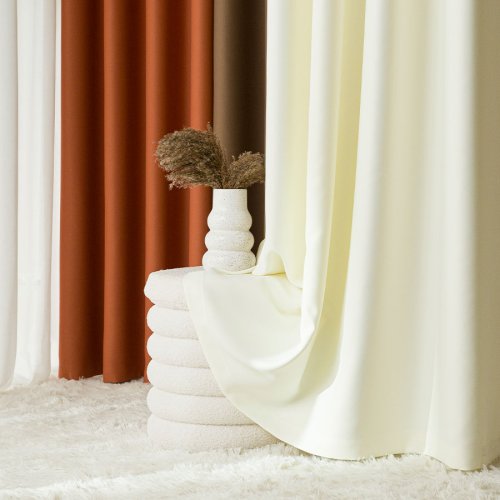 ZASŁONA BLACKOUT ZACIEMNIAJĄCA140CM/250CM PRZELOTKA (KOLOR 326) ECRU