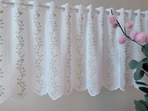 ZAZDROSTKA ETAMINA HAFT KWIATUSZKI 40CM/60CM  (cena za 0,50mb)