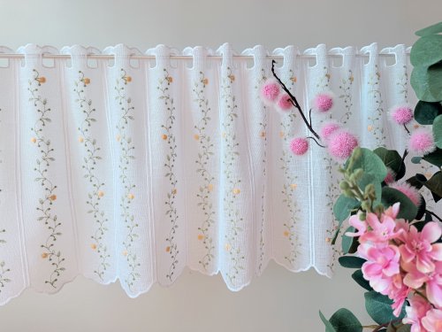 ZAZDROSTKA ETAMINA HAFT KWIATUSZKI 40CM/60CM  (cena za 0,50mb)