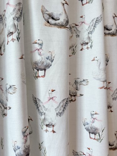 ZASŁONA GĘSI GĄSKI WODOODPORNA SZER.150cm