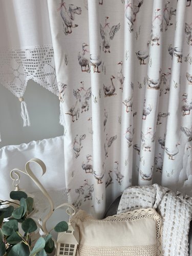 ZASŁONA GĘSI GĄSKI WODOODPORNA SZER.150cm